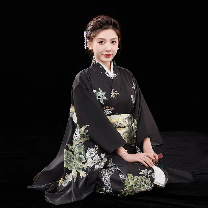 Kimono geisha Queen Sadashi