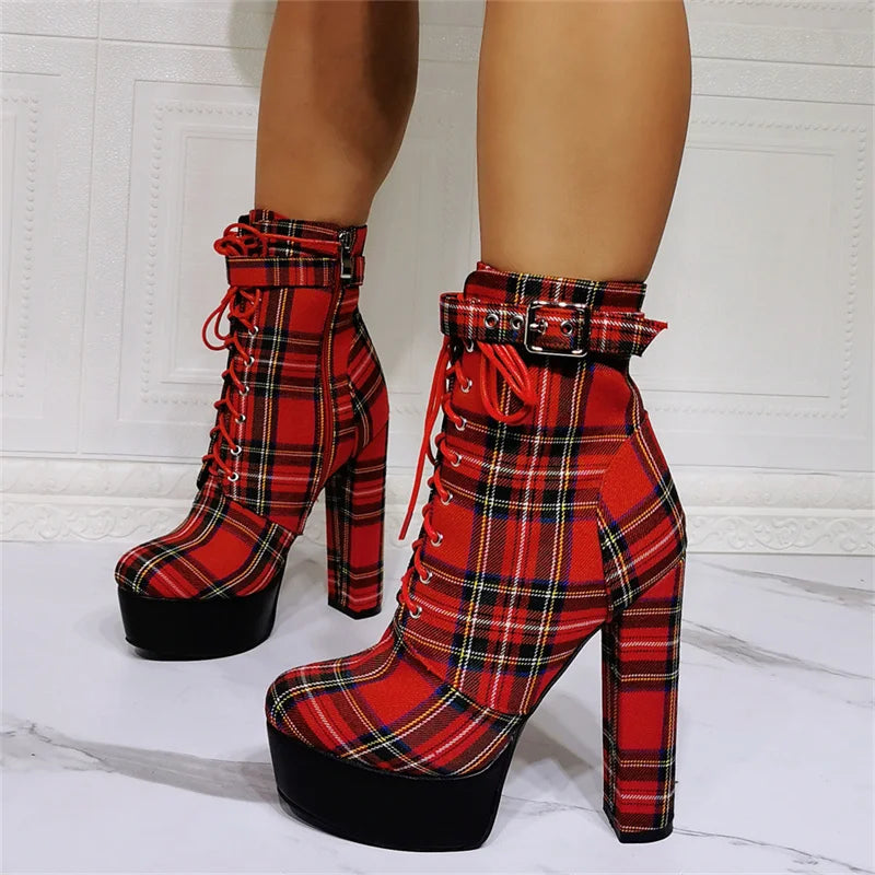 Bottes Queen Highschool (Rouge et noir)