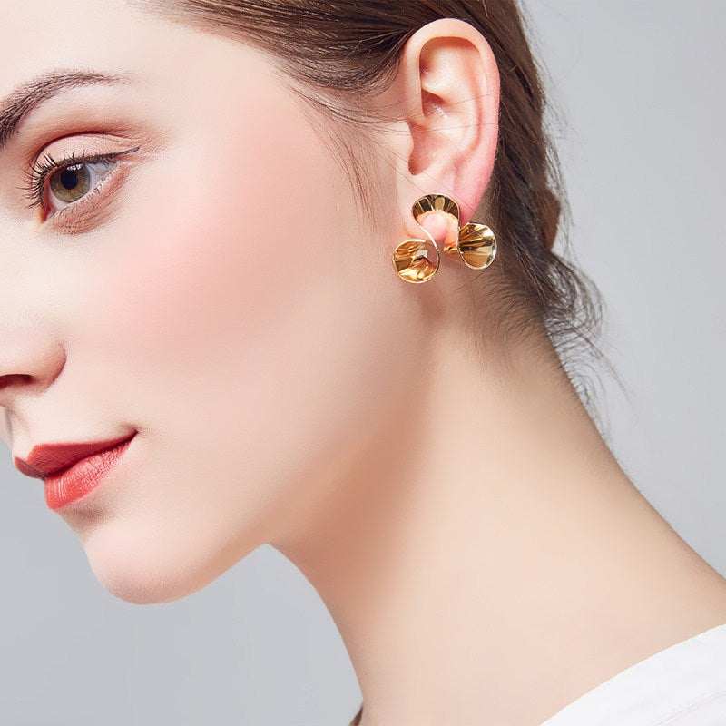 Boucles D'Oreilles Queen Alphacus (2 Couleurs)