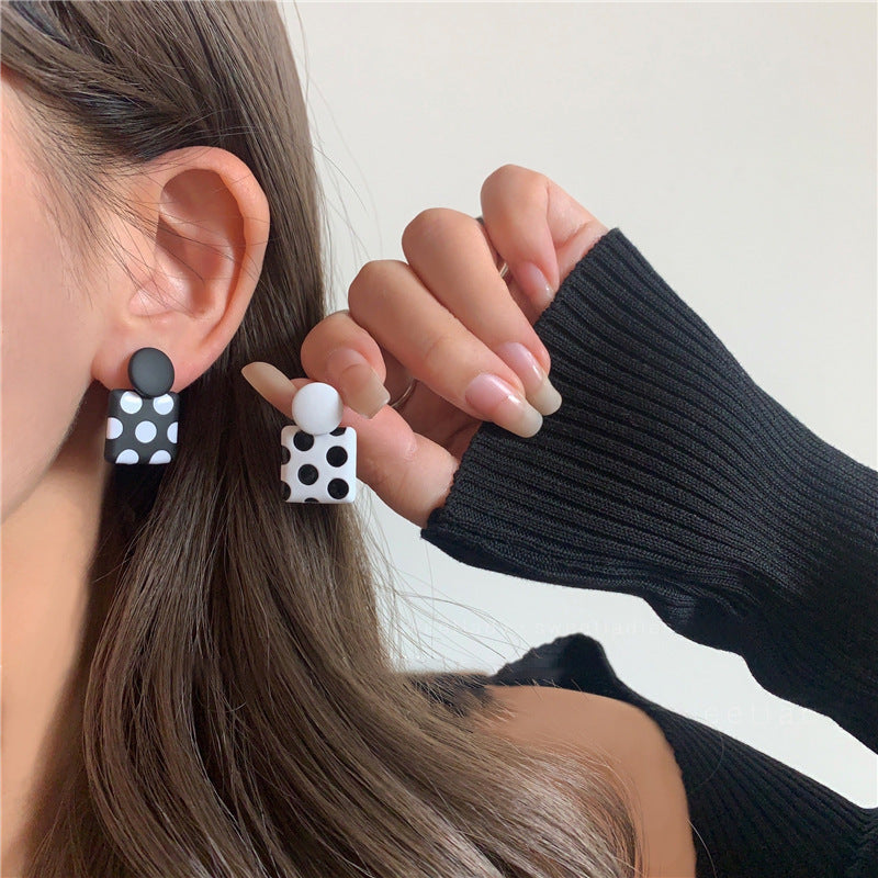 Boucles D'Oreilles Queen Lucky (3 Couleurs)