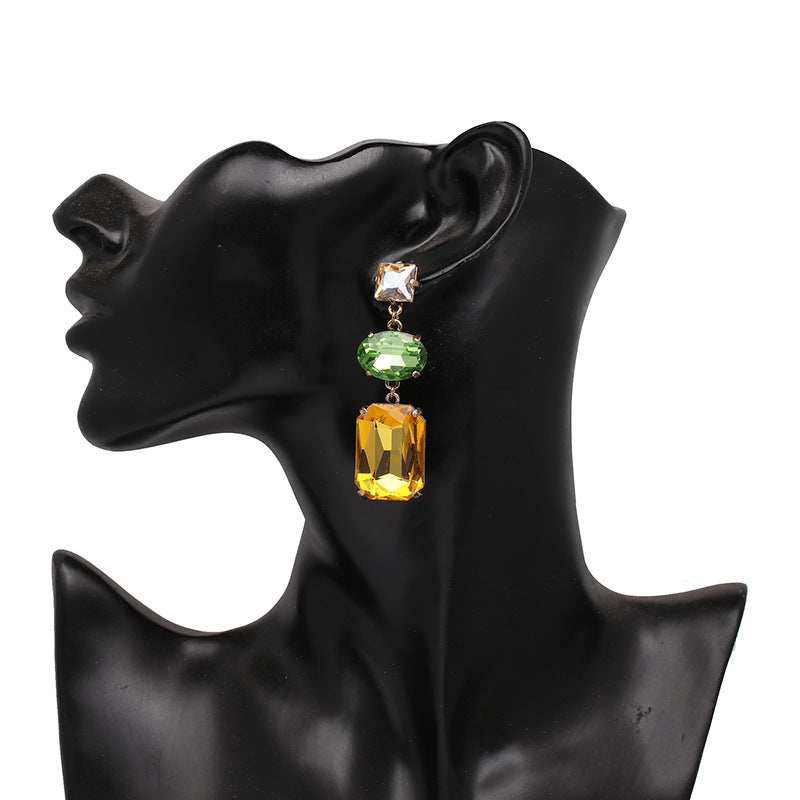 Boucles D'Oreilles Drag Minerva (4 Couleurs)