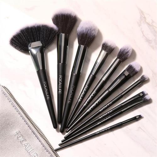 10 Pinceaux de Maquillage Professionnels + Étui