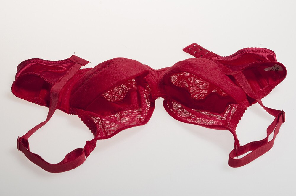 Seins 600g avec Soutien-gorge (4 Couleurs)