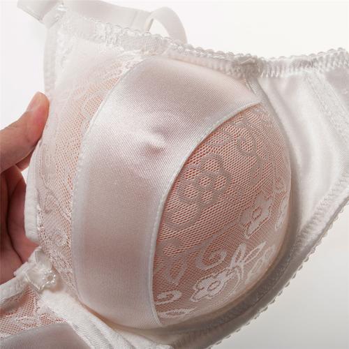 Seins 1200g avec Soutien-gorge (3 Couleurs)