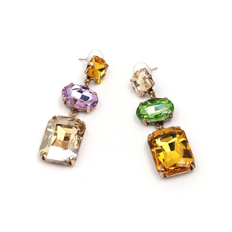 Boucles D'Oreilles Drag Minerva (4 Couleurs)
