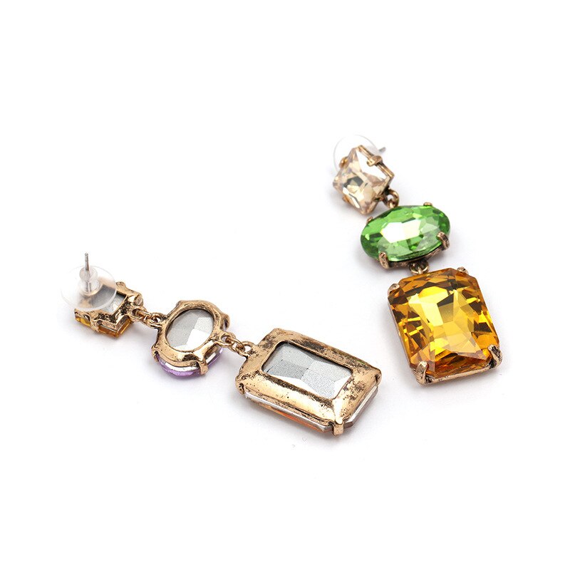 Boucles D'Oreilles Drag Minerva (4 Couleurs)