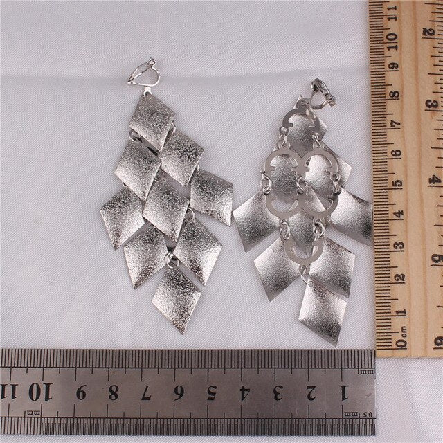 Boucles D'Oreilles Clip Drag Laurel (3 Couleurs)