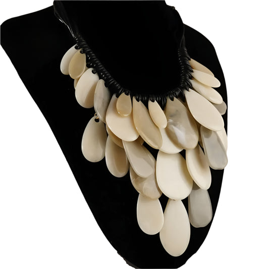 Collier Queen Bronte