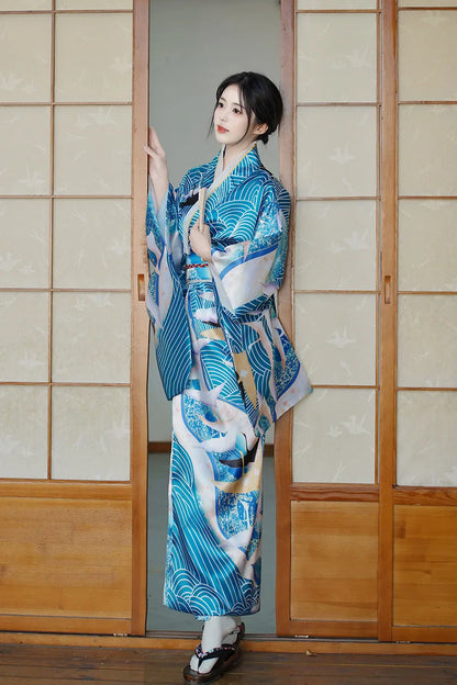 Kimono geisha Queen Nakamura