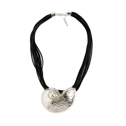 Collier Queen Cree